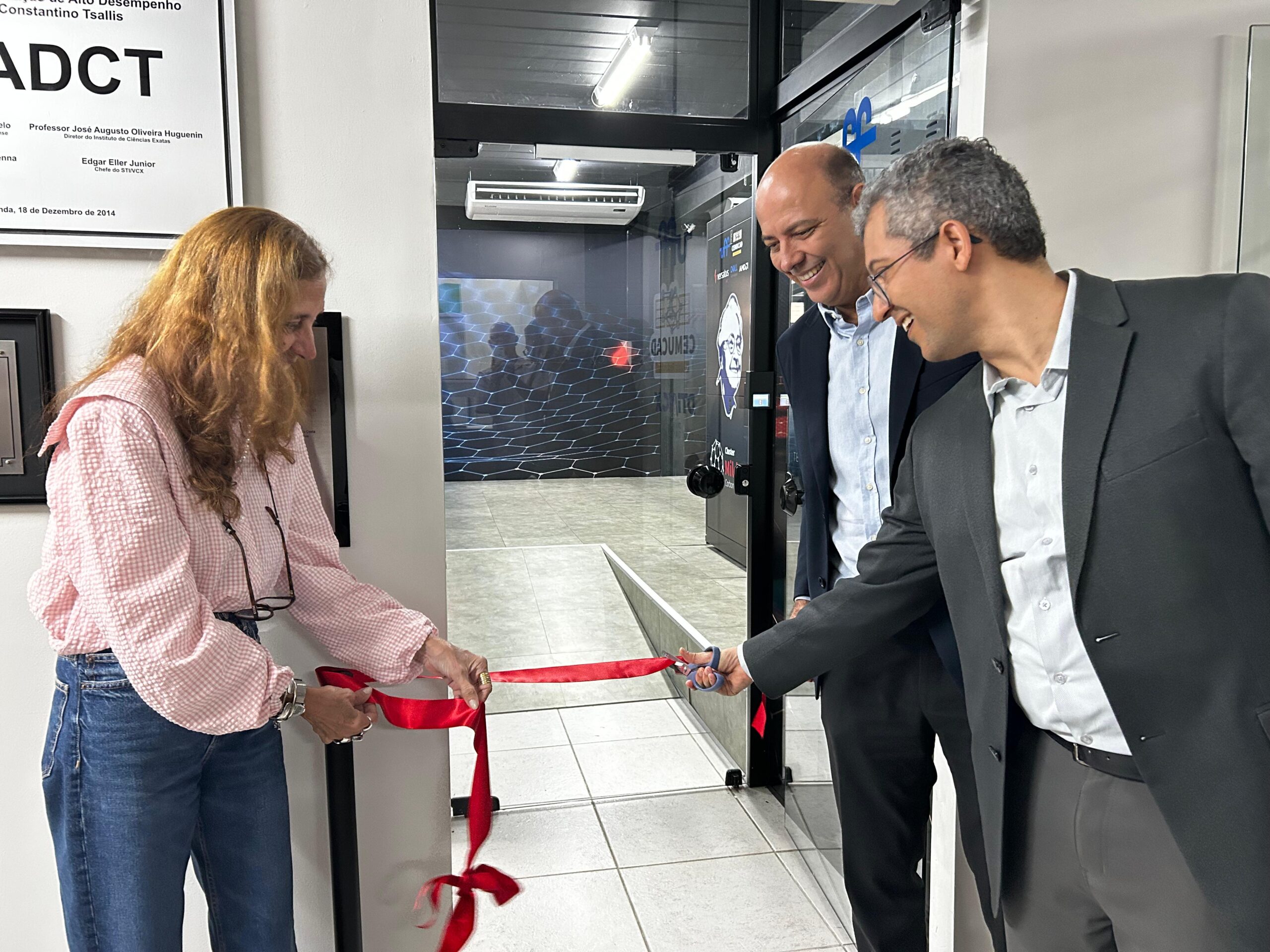 UFF inaugura Centro de Computação com supercomputadores de alto desempenho em Volta Redonda