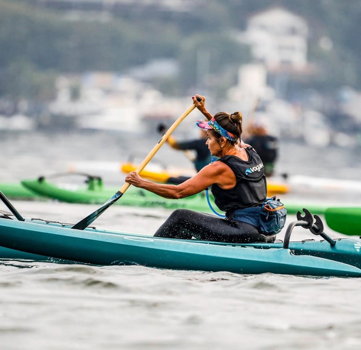 Super Paddle 2025: Tradição, adrenalina e conexão com o mar agitam Itaipu neste sábado
