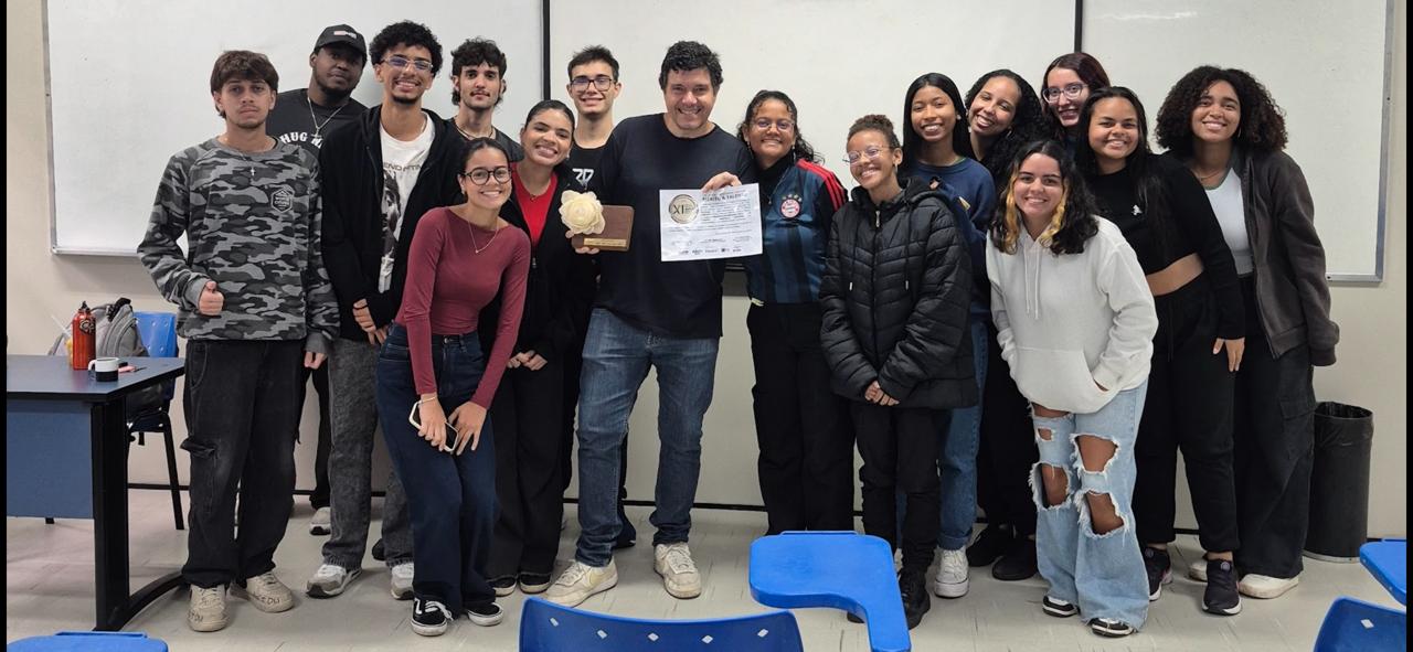 Professor da UFF recebe prêmio nacional na área do Turismo
