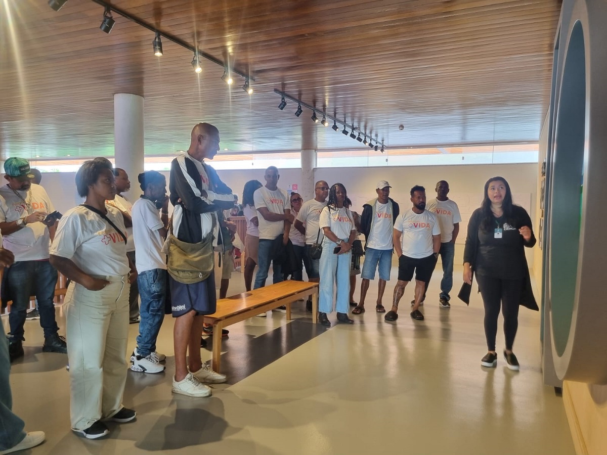 “Mais Vida Clin” leva colaboradores da Companhia de Limpeza de Niterói a passeio cultural