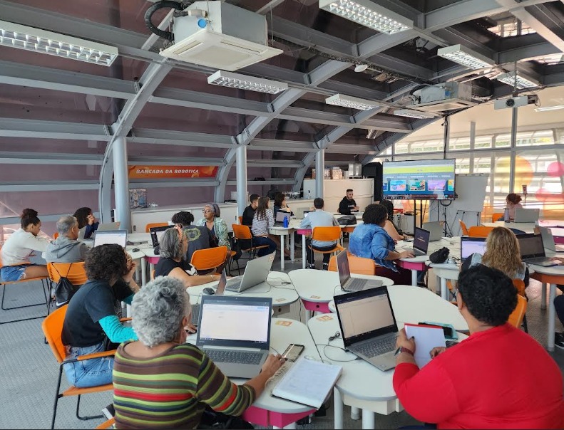 Prefeitura de Niterói oferece cursos gratuitos nas áreas de tecnologia e inovação