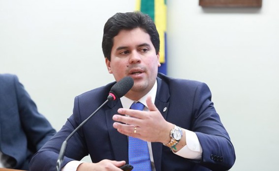 Comissão recebe ministro para discutir políticas públicas do esporte