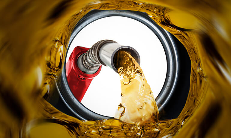 Lula zera imposto e subsidia diesel para conter alta do petróleo