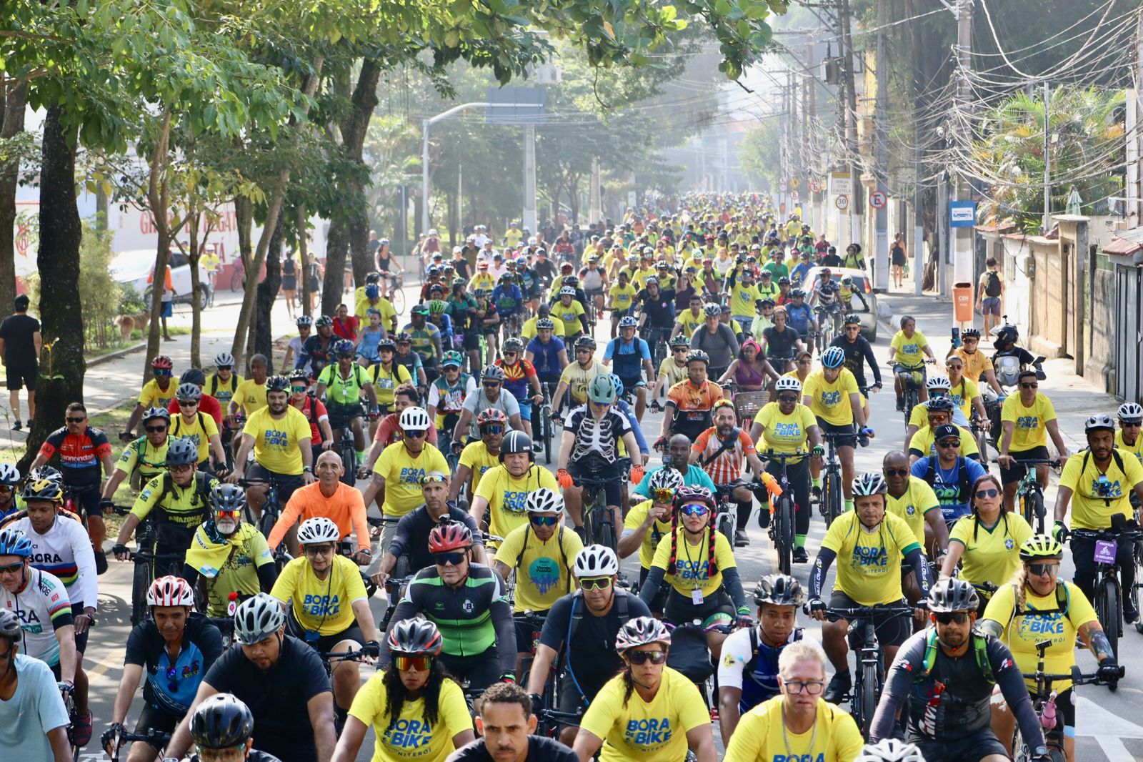 Bora de Bike é sucesso e lota ruas de Niterói em prol da mobilidade ativa