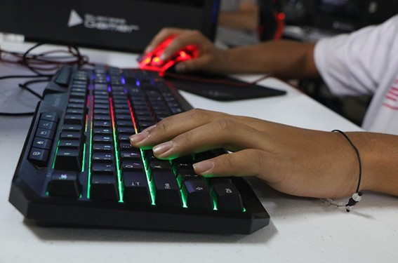 Novas medidas do governo reforçam proteção das mulheres na internet