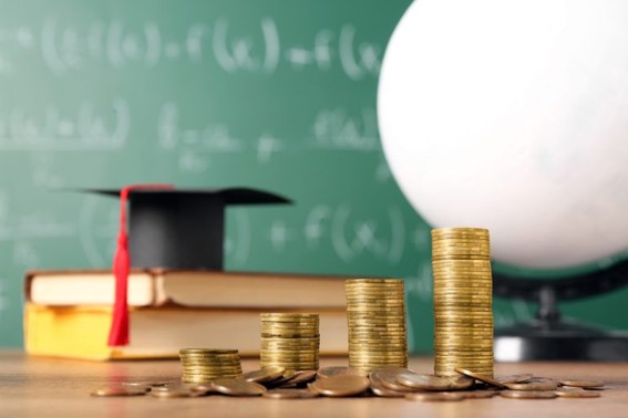 Relatório sobre novo piso dos professores será apresentado em comissão mista nesta terça