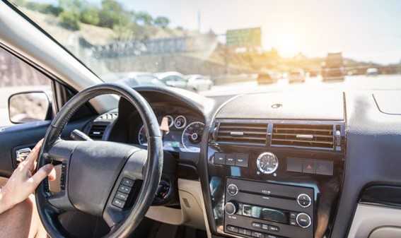 Avança na CCT direito de motorista de aplicativo recusar pagamento em espécie