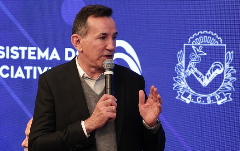 Relator de proposta que atualiza o Simples Nacional defende medidas compensatórias pelo fim da escala 6×1