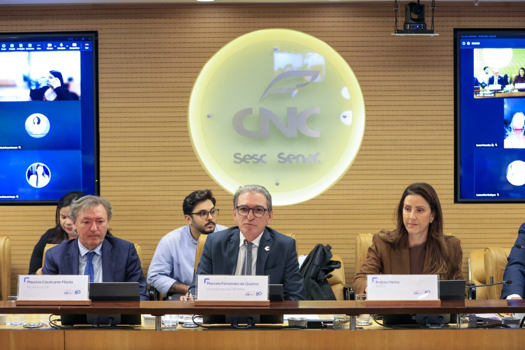 CBFARMA debate avanços regulatórios, pressão econômica e agenda legislativa do setor farmacêutico