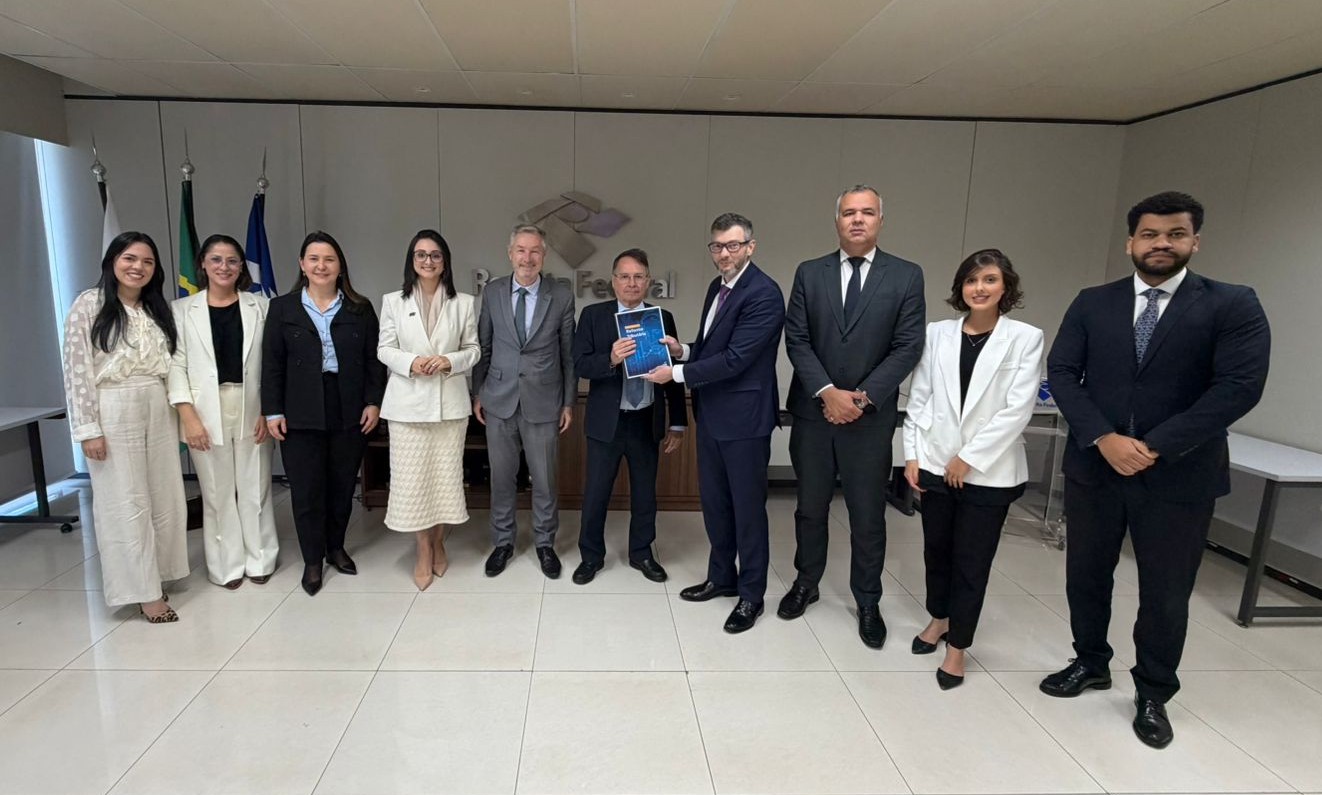 CNC apresenta propostas à Receita Federal e reforça defesa por transição segura na reforma tributária