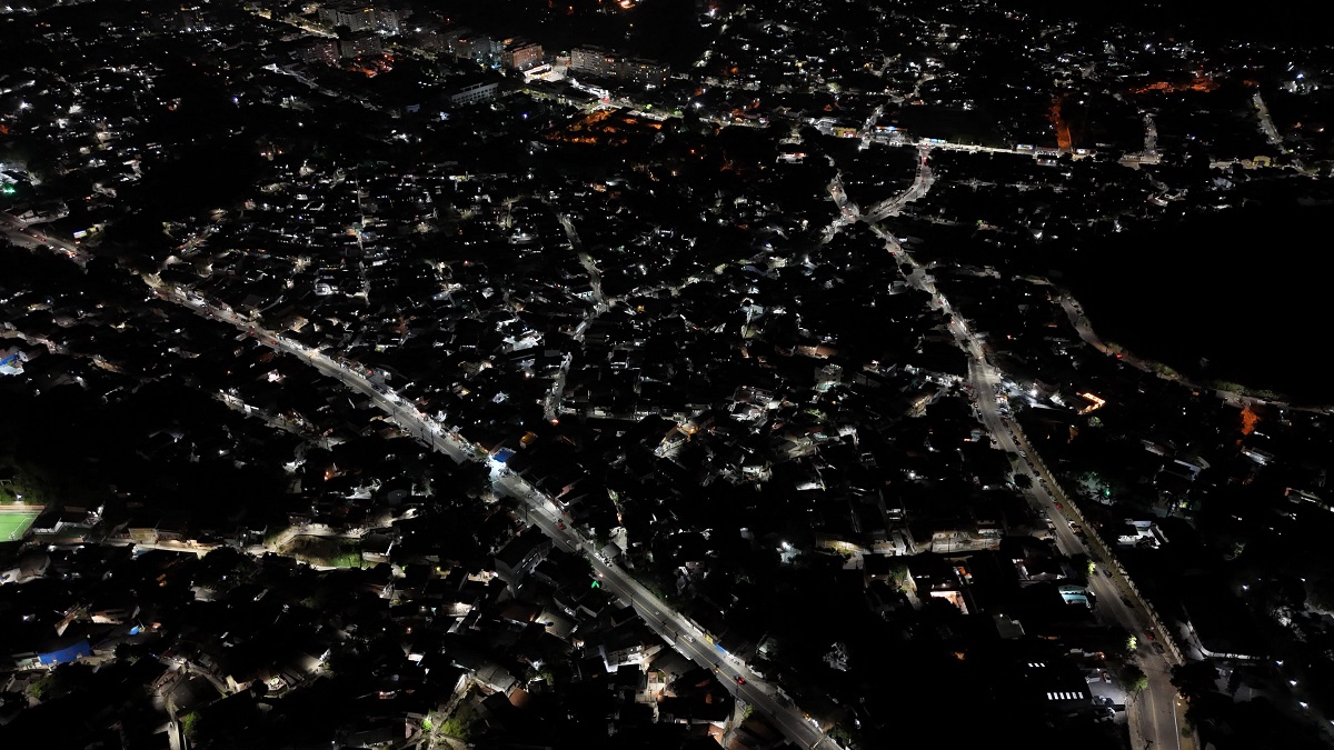 Niterói caminha para 100% da cidade com iluminação LED
