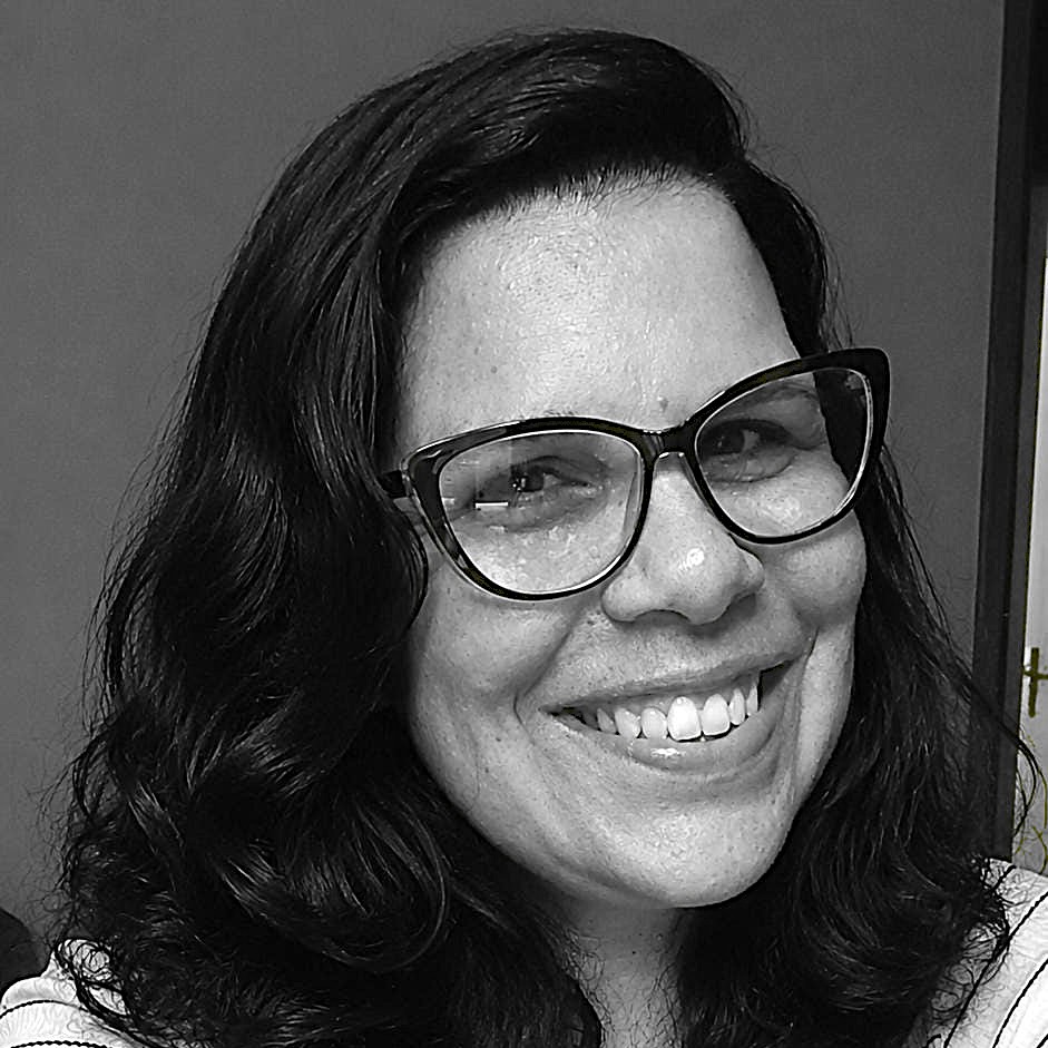 Quem educa comunica. E quem comunica também educa
