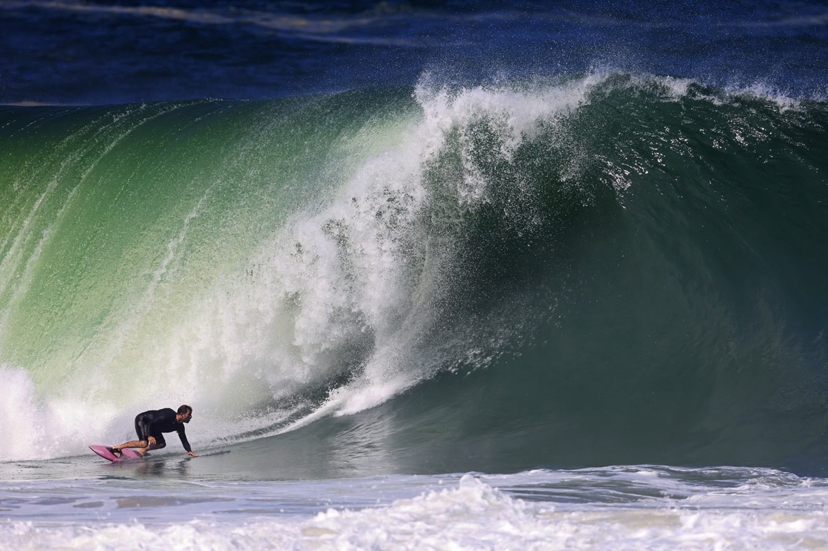 Itacoatiara Big Wave 2026 dispara Sinal Amarelo diante da possibilidade de entrada de grande swell na próxima semana