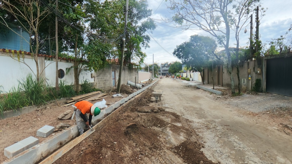 Obras de reurbanização avançam em ruas de Santo Antônio, em Niterói