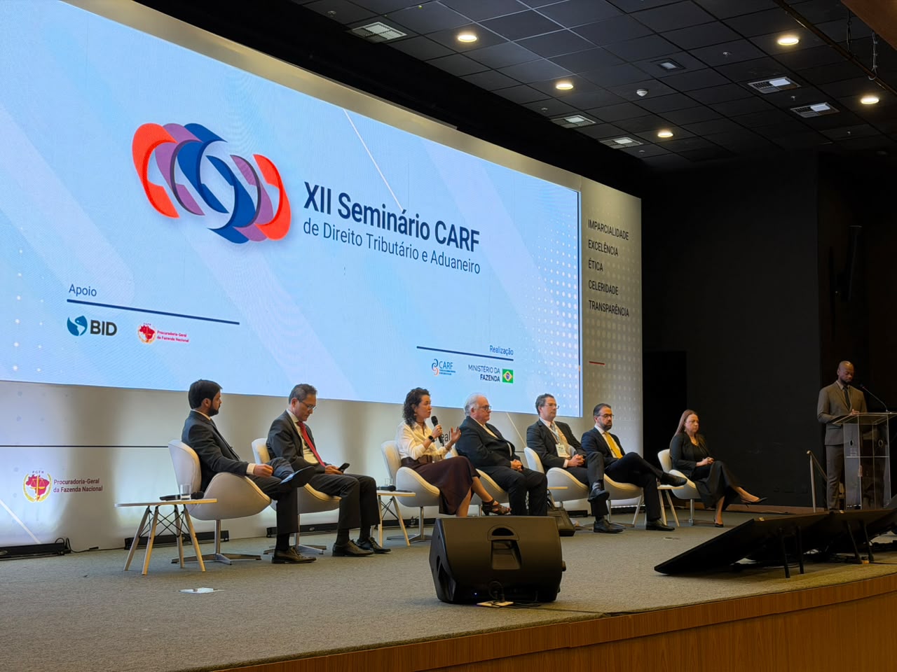 CNC participa do XII Seminário Carf de Direito Tributário e Aduaneiro