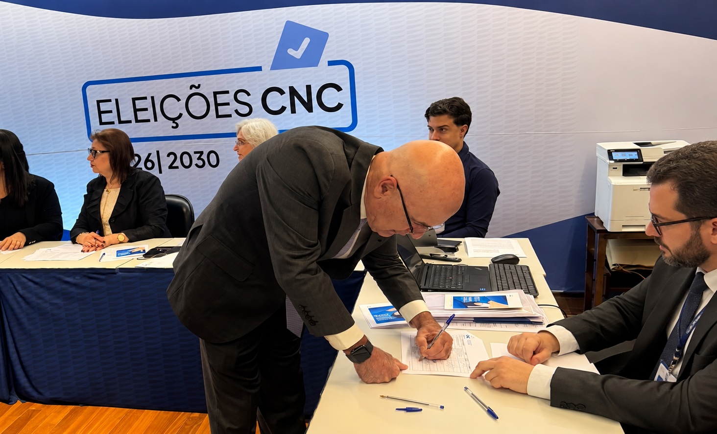 Antonio Queiroz é reeleito vice-presidente Administrativo da CNC para mandato 2026-2030