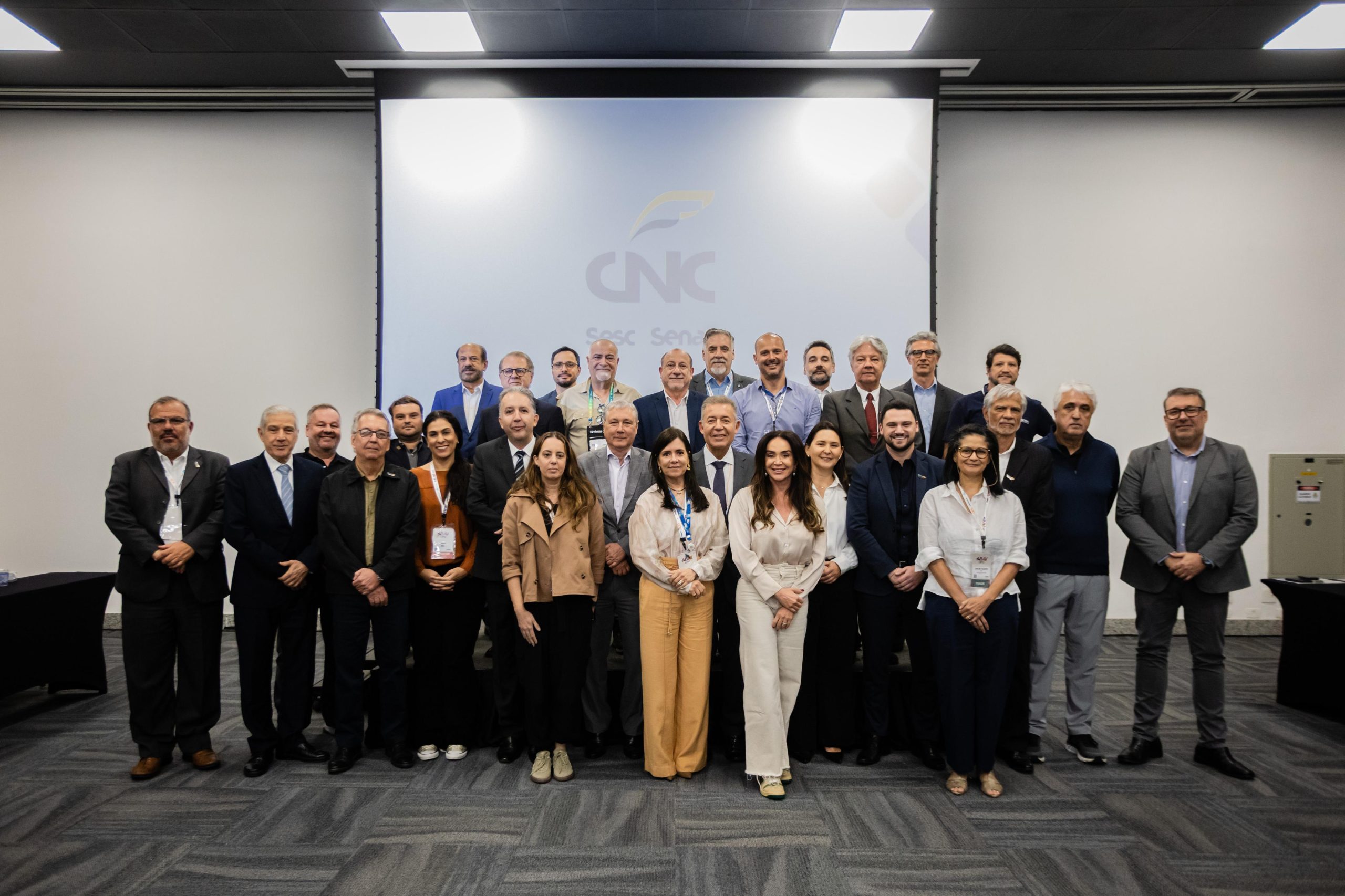 Cetur reúne representantes do turismo e debate Copa do Mundo Feminina, promoção internacional e reforma tributária